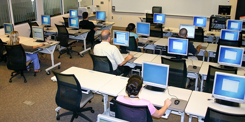 Frist Nursing Informatics Center Computer Lab